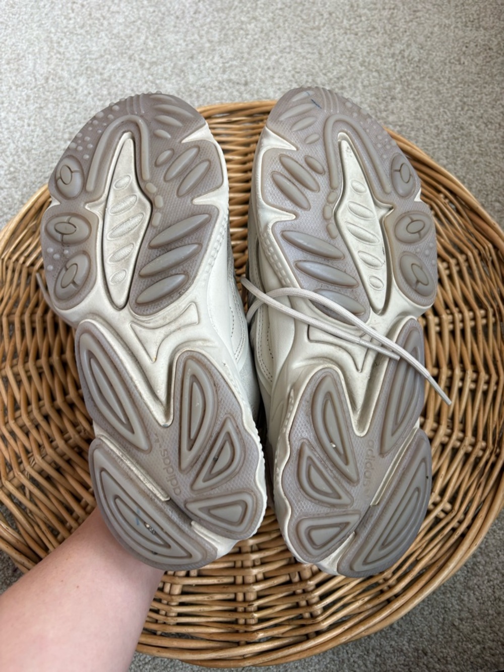 Adidas Cream Neutral Ozweego Unisex Chunky Sneakers in Bliss Knit Women's Size 9 - Picture 12 of 15